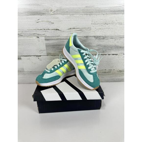 Adidas Women's Run 70s 2.0 Sneaker Sportswear JR8854 Green/Yellow Size 8 - Picture 1 of 7